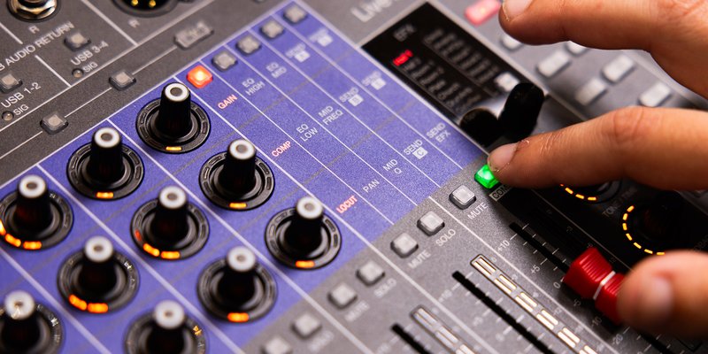 EQ-COMP-LOCUT-Inset_1800x900_master