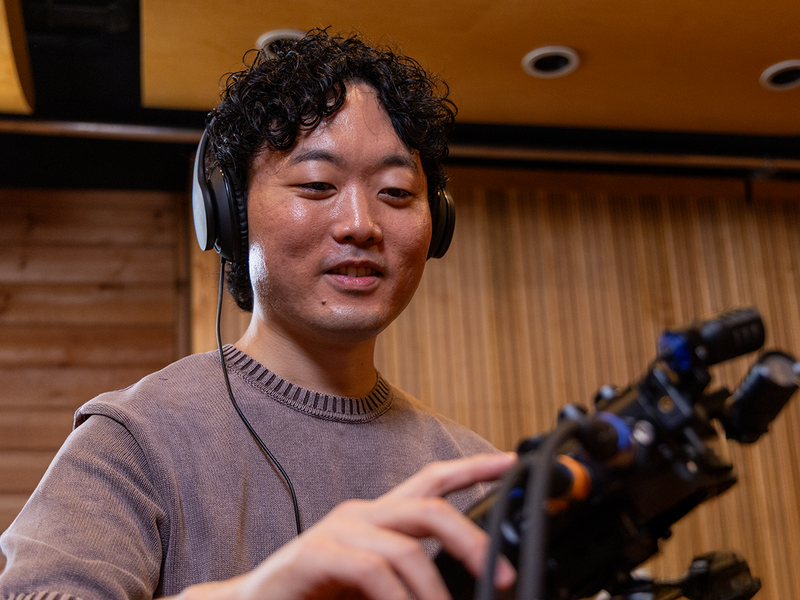 H6studio-Headphones--1200x900