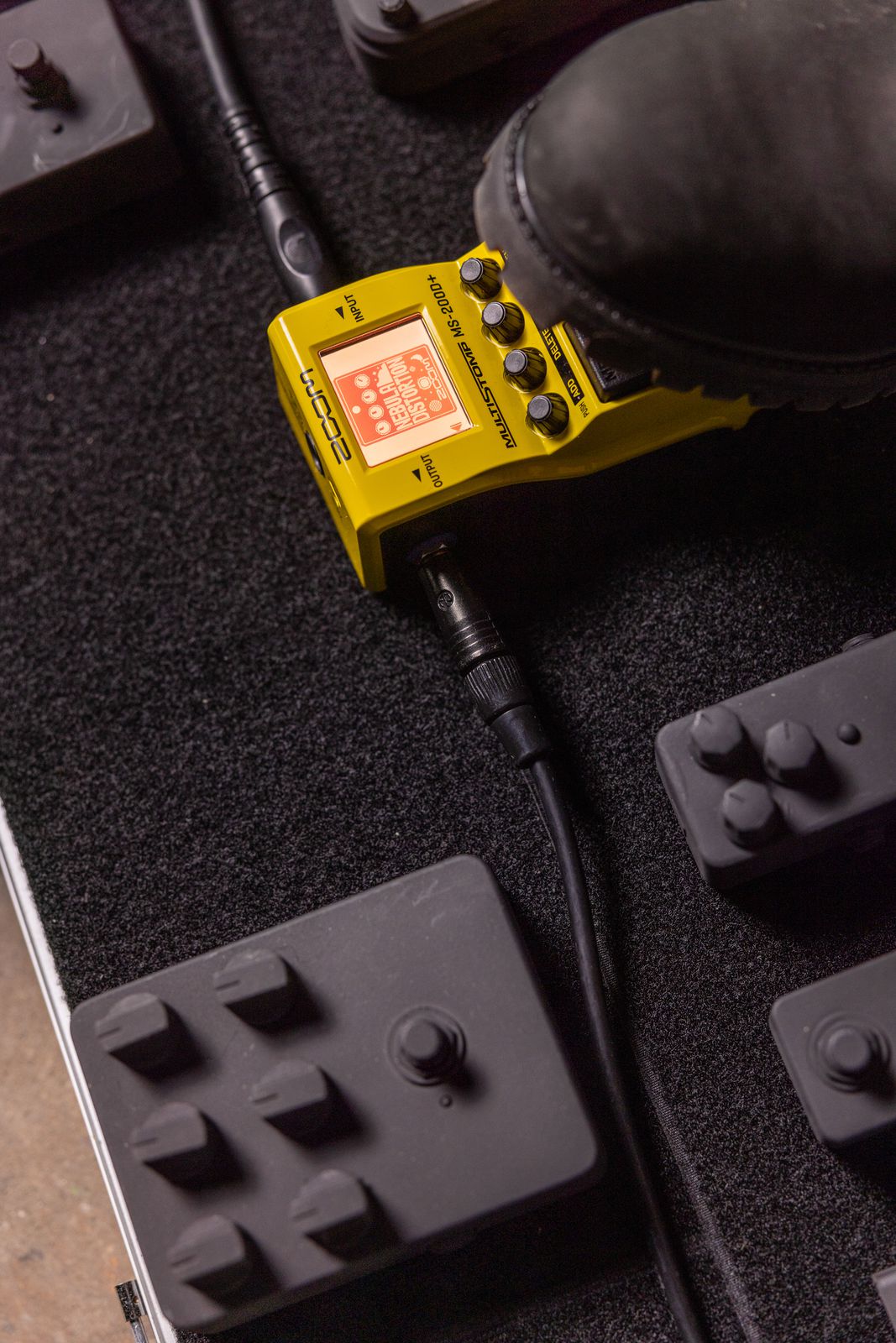 MS-200D+ MultiStomp for Guitarists | ZOOM