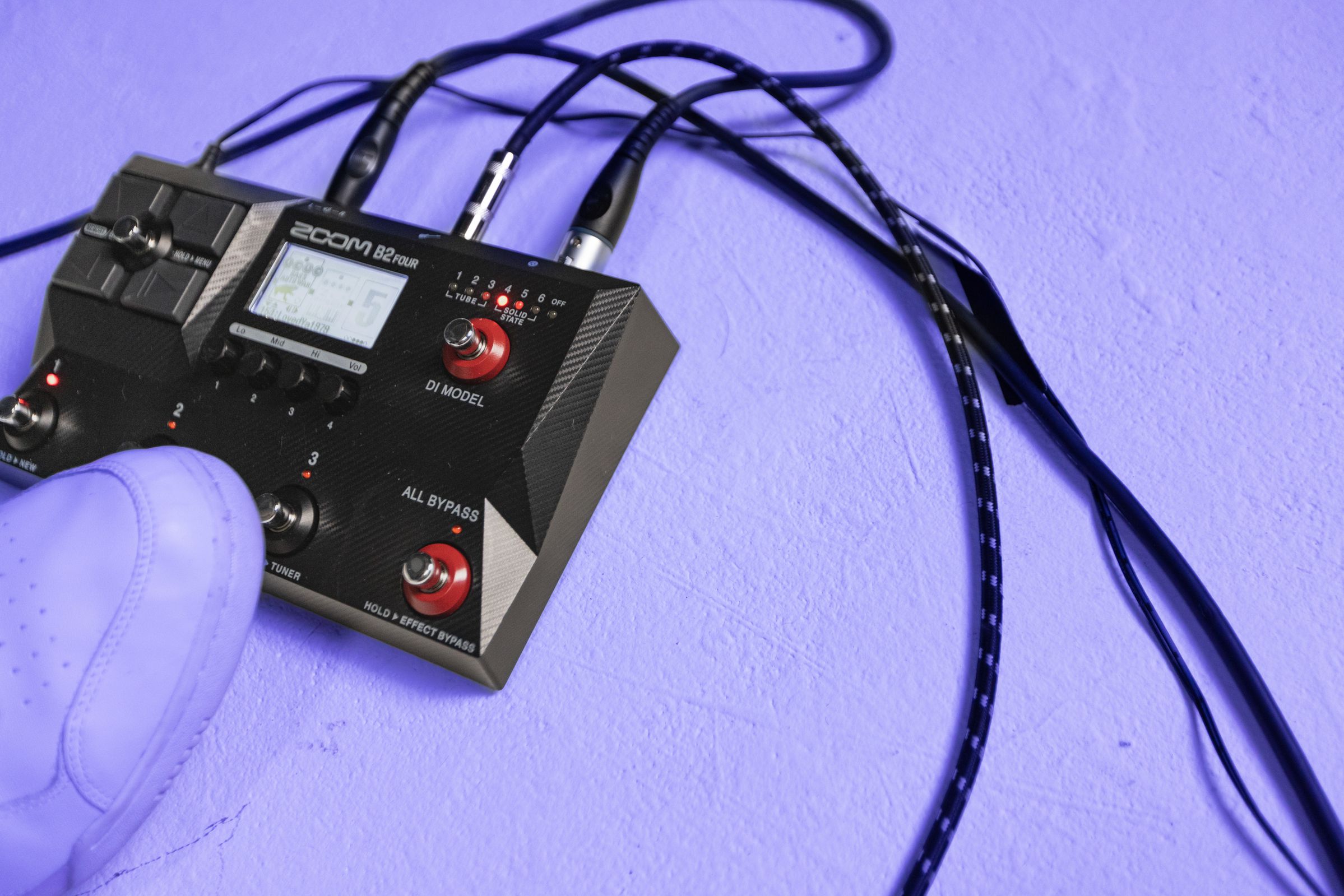 Zoom B2 Four Bass Multi-effects Processor | Sweetwater