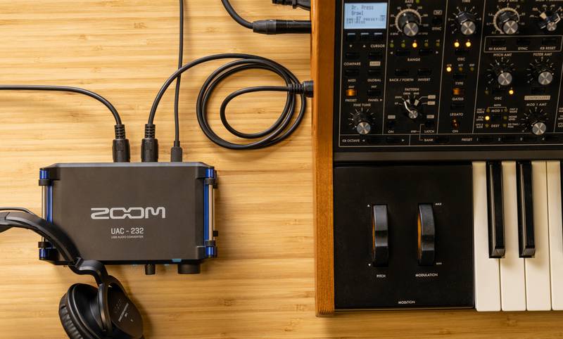 UAC-232 Audio Interface | Buy Now | ZOOM