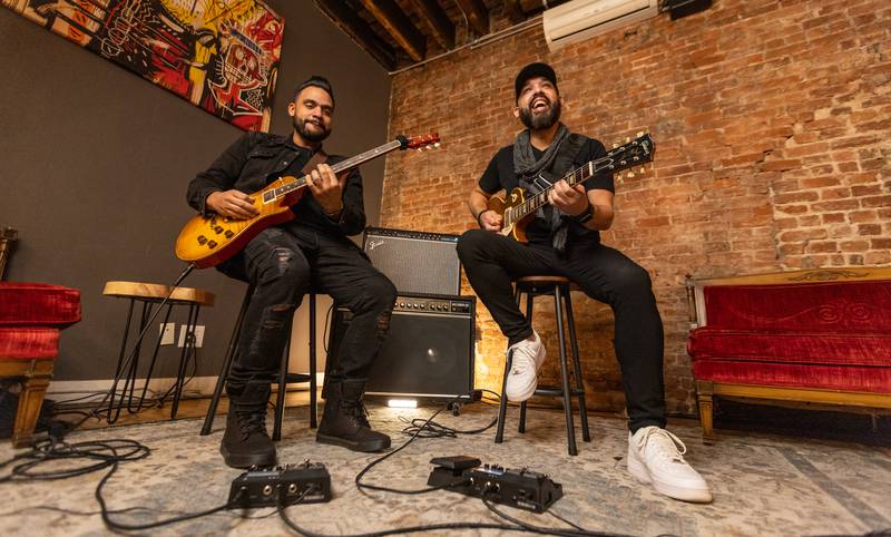 Ricardo and Eli using their G2 Four and G2X Four
