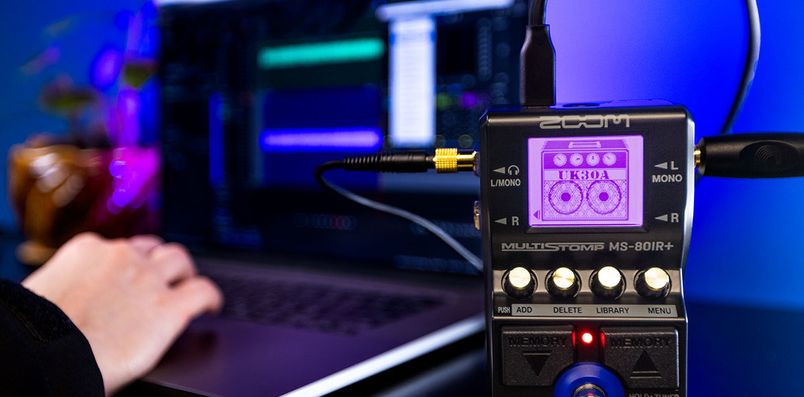MS-80IR+ connected to a laptop PC via USB cable