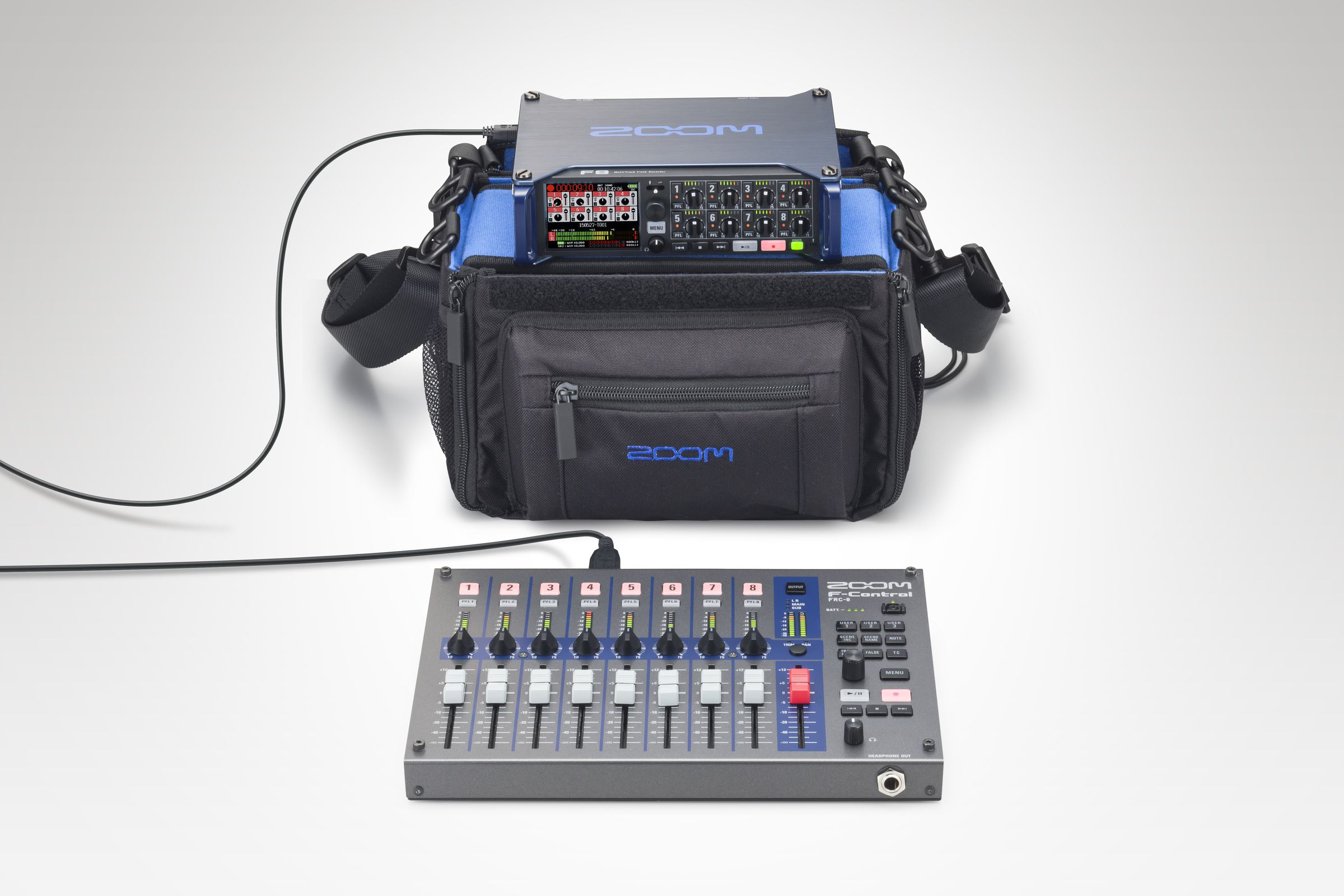 ZOOM FRC-8 コントローラー レポート】ZOOM FRC-8 は F4、F8 を快適に使うためのコントール