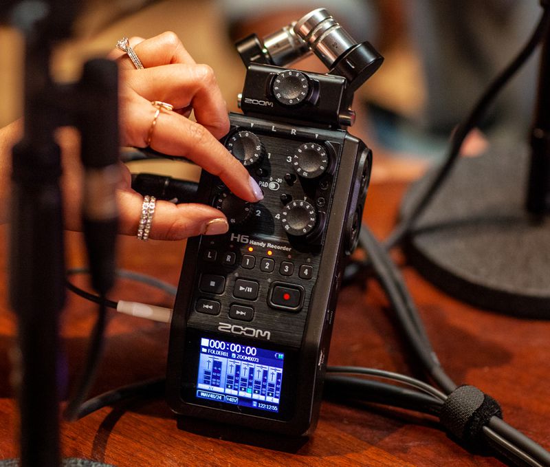 BOX内も綺麗です【1月限定価格！】ZOOM H6 handy recorder