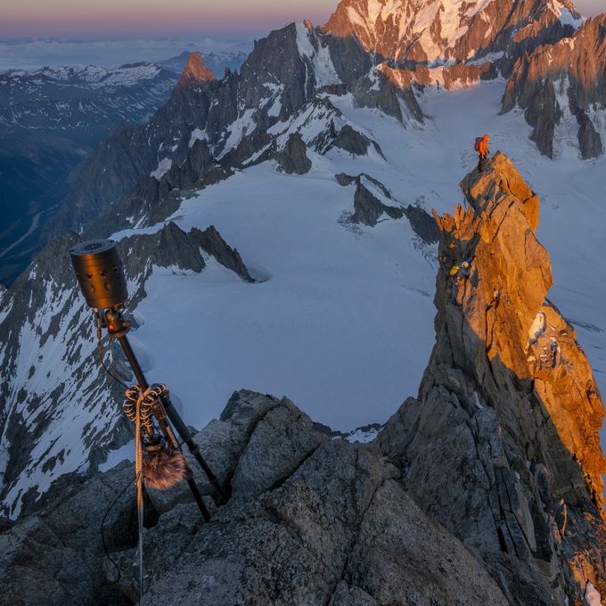 The H3-VR being used to record an 360º expidition on Mt. Everest