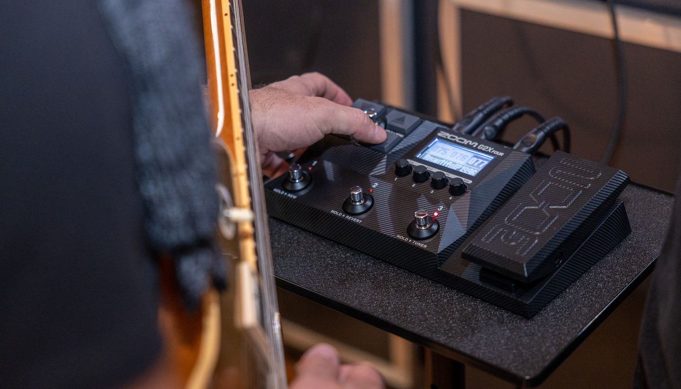 ZOOM G2 FOUR: Pedalera Multiefectos de Guitarra Eléctrica Alto Rendimiento