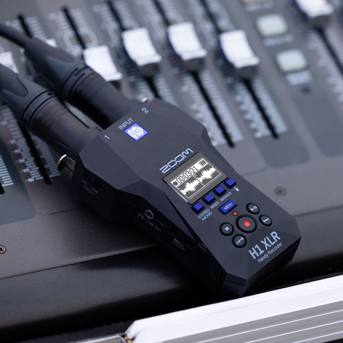 H1 XLR capturing live feed from a digital mixer