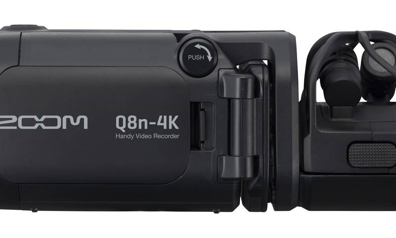 Q8n-4K左側面マイク折り畳み