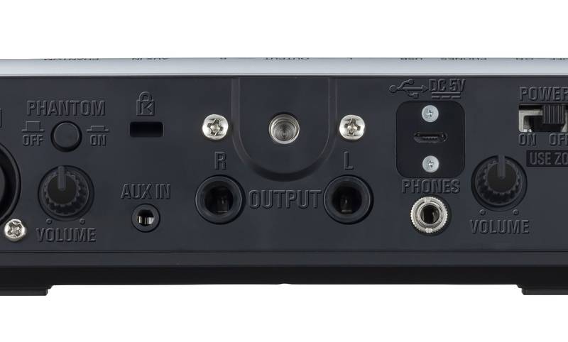 箱のヨレ等が少しありますのでZOOM V3 Vocal Processor