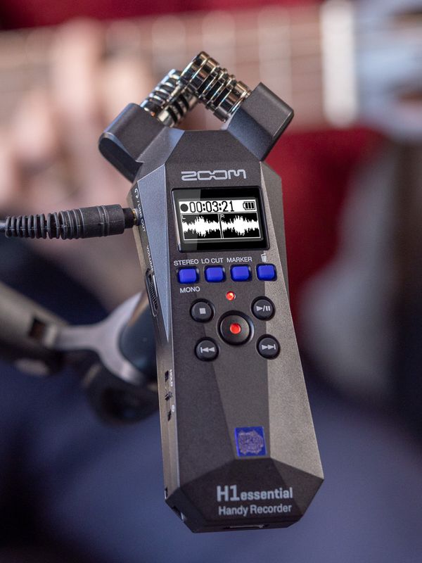 H1essential | ZOOM
