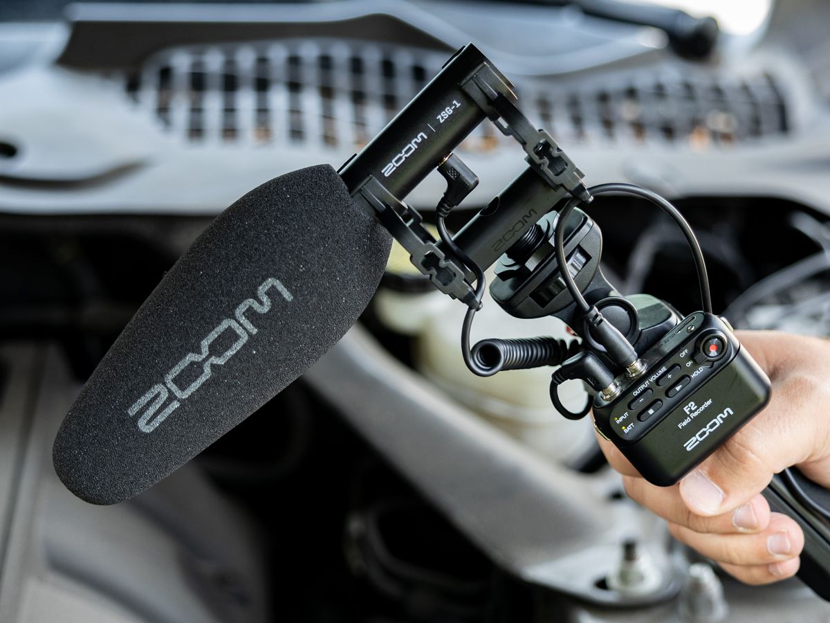 ZOOM ズーム ZSG-1 オンカメラショットガンマイク プラグインパワー方式 ZSG-1 On-Camera Microphone | Buy Now | ZOOM