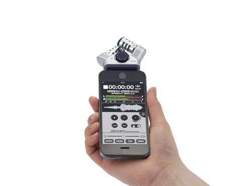 Amazon.co.jp: ZOOM ズーム iQ6 iPhone/iPod用マイク スマホ用外付けマイク XYステレオマイク シルバー  軽量コンパクトサイズ Lightningコネクター対応 : 楽器・音響機器