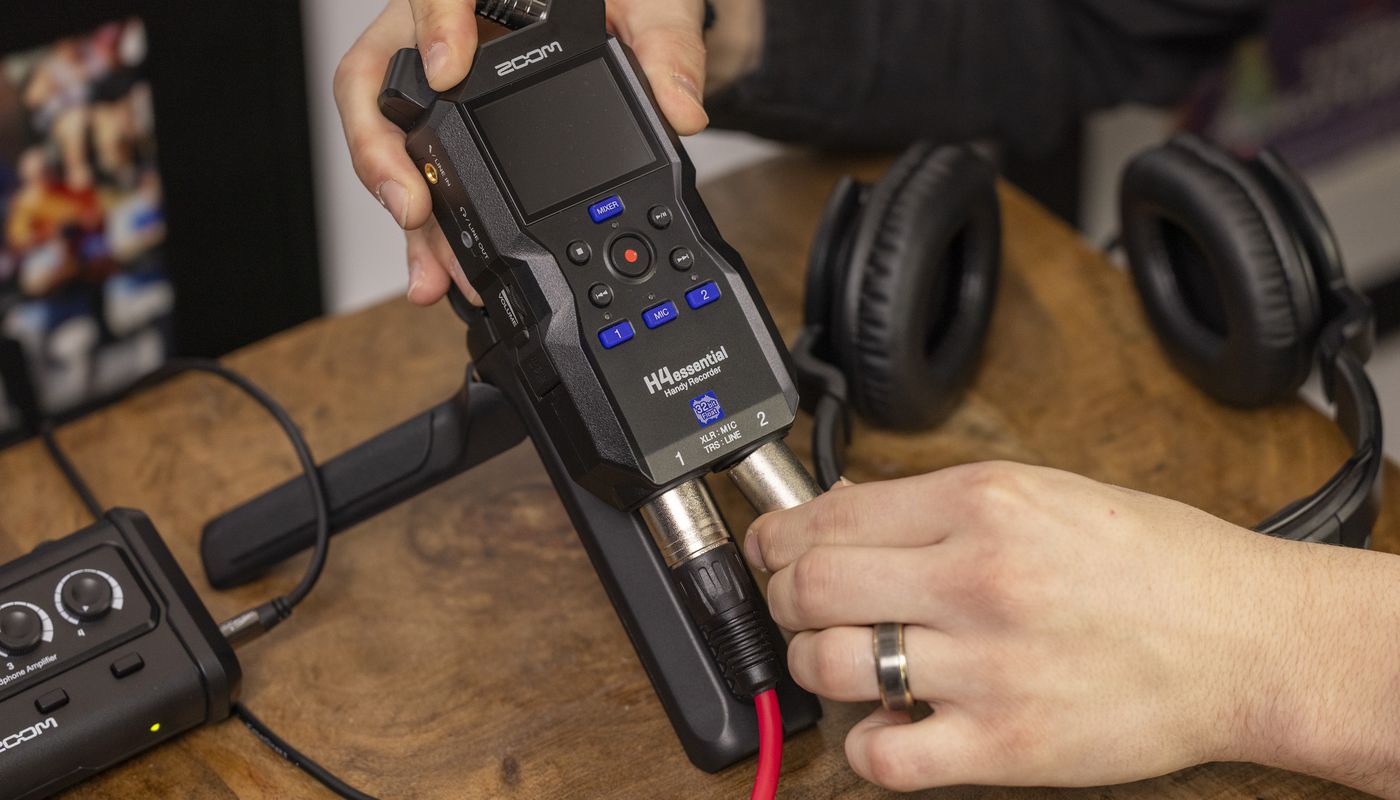 H4essential | 32-bit float 4-Track Handy Recorder | ZOOM