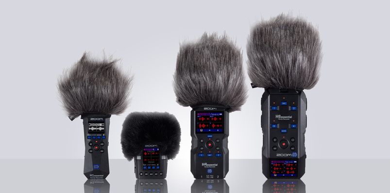 へアリーウィンドスクリーンを装着した、Essentialシリーズの集合写真